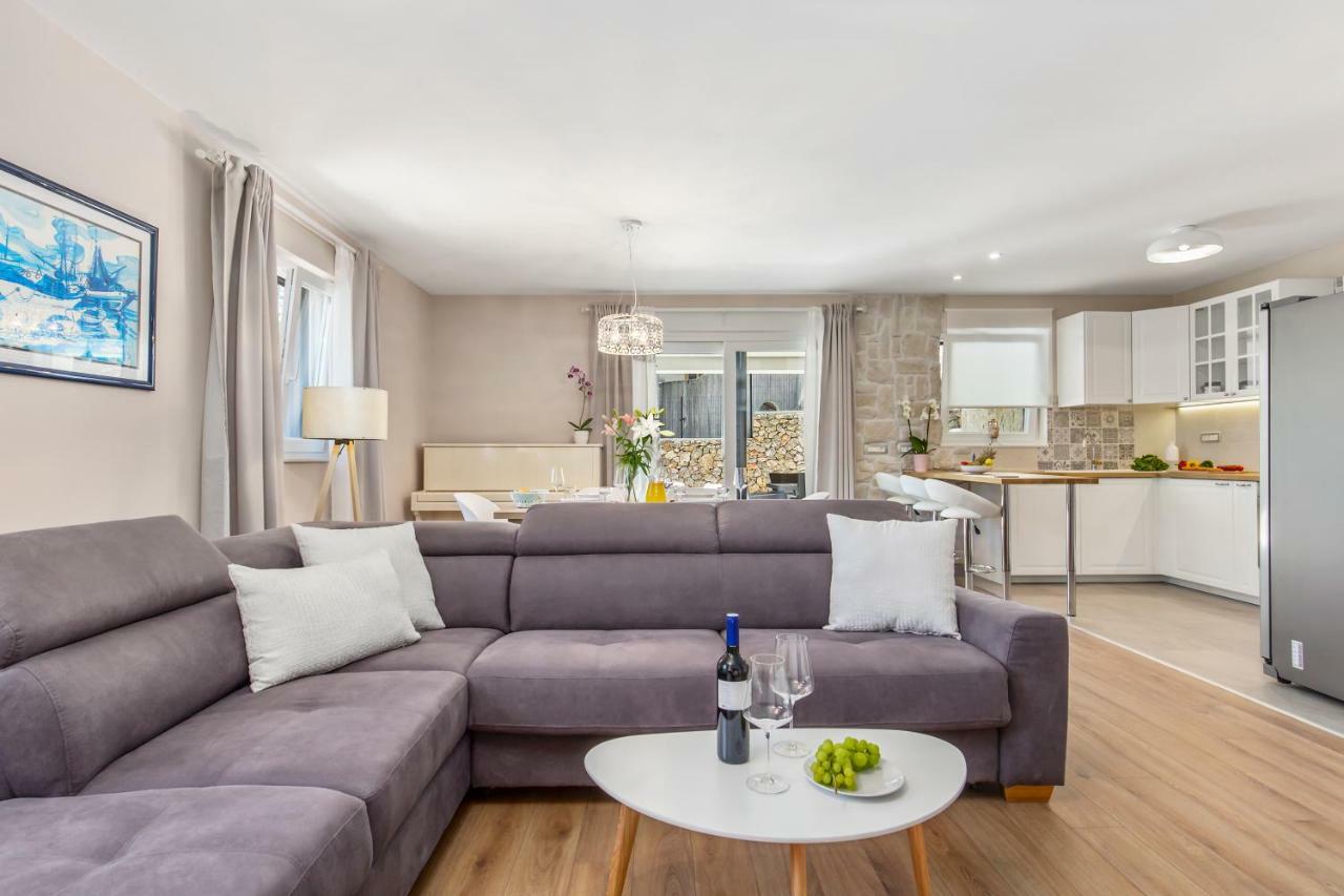 אופטיה Apartment Niki מראה חיצוני תמונה